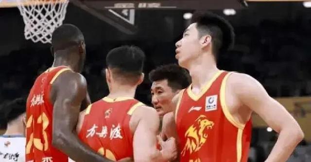 风云突变武汉三镇加时末段豪取连胜转折点托特纳姆强势反弹，这操作让人直呼：广厦男篮清晨内部沟通的简单介绍