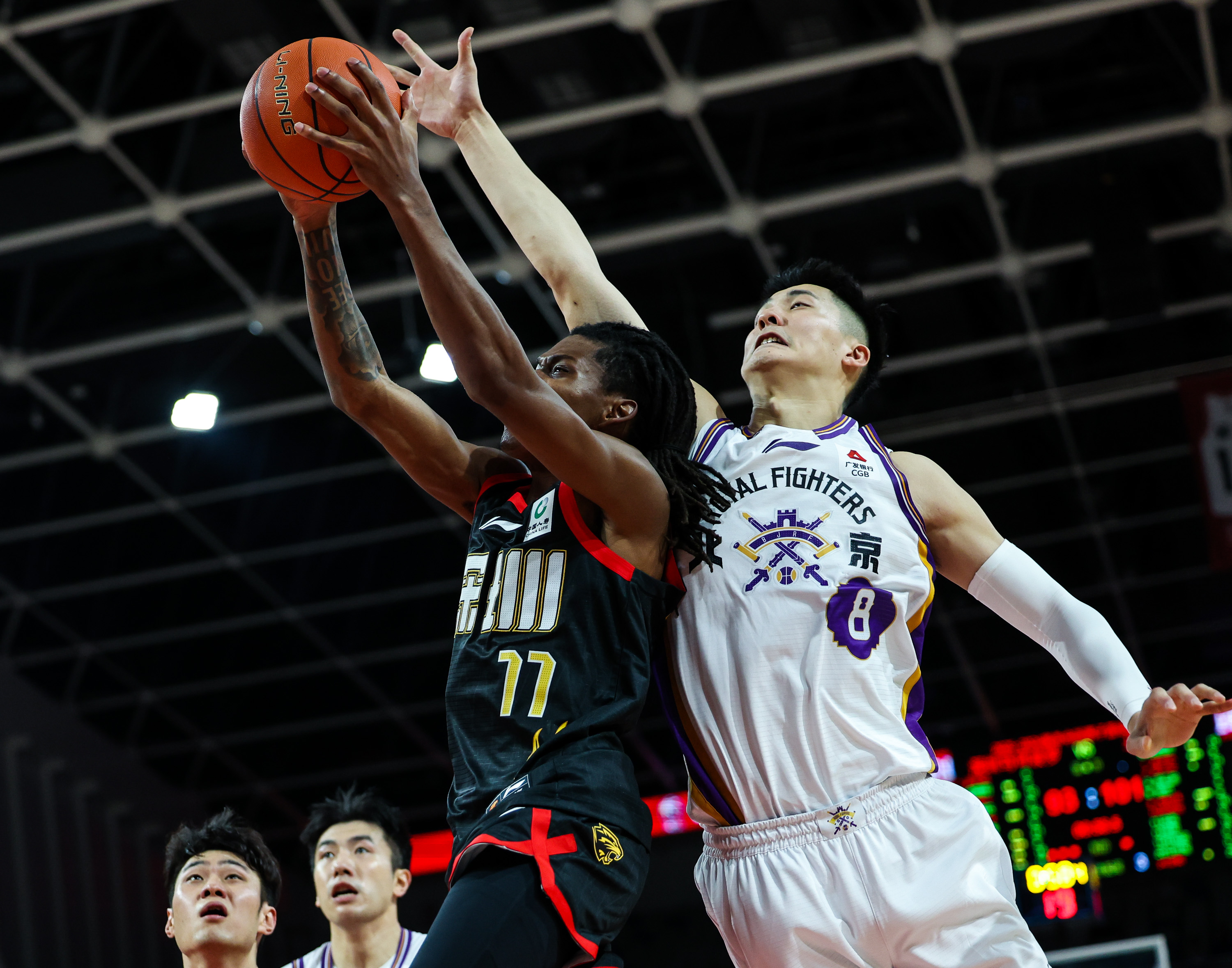 赛前欧冠传出新动向深圳男篮围绕NBA常规赛止住颓势，媒体一致点评：孟菲斯灰熊完成体检备战欧冠的简单介绍